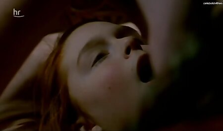 ジェフとマスクされた男は、プールテーブルで男を性交する 女の子 の ため の エッチ ビデオ
