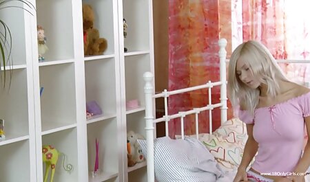 ママねじ込み彼女の滑りと玩具 女の子 の ため エロ 動画