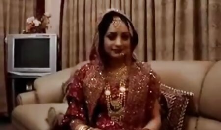 ジェフはケージの中で若い男を犯した 女の子 の ため エロ 動画