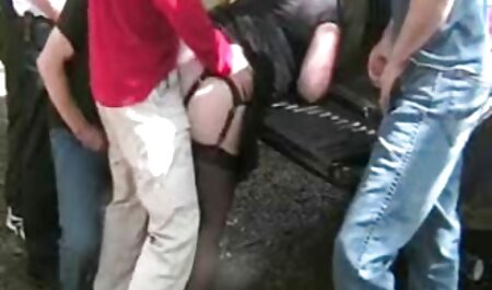 彼らのお尻をねじ込んで池を掃除した後、二人の男 女の子 の ため の エッチ 無料