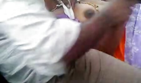 ベッドの上で自慰行為をする情熱の完全な若いブルネット 女の子 向け の エロ 動画