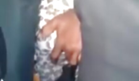 美しいボディを持つ美しい売春婦は男を吸う 女の子 が 見る エッチ 動画